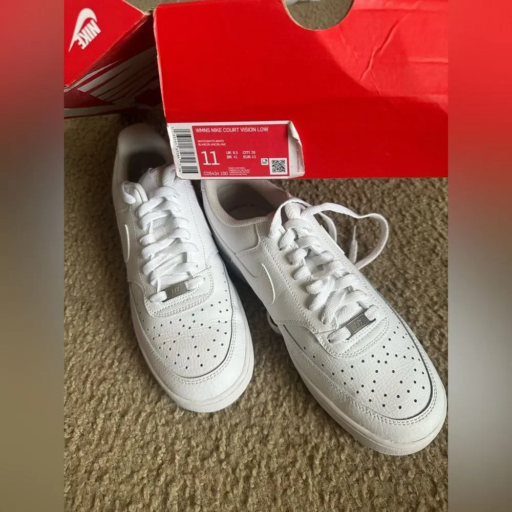 Nike Women's Court Vision White Sneakers Size 11 - Picture 2 of 3